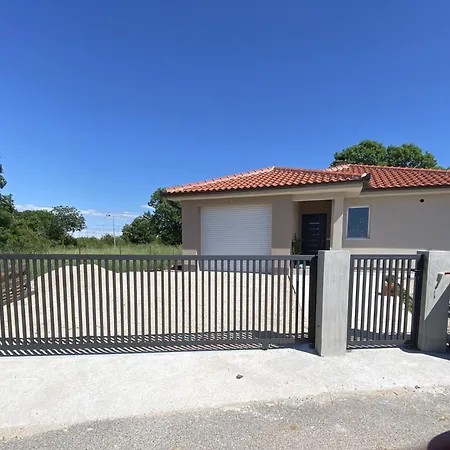 Вилла Barbie's House